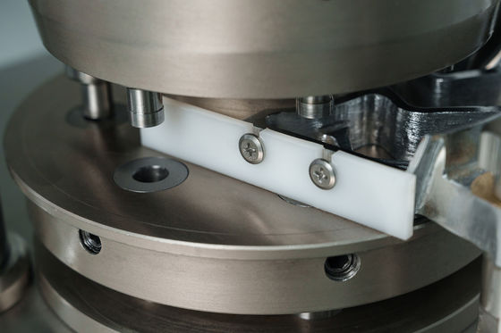 ZP5 Rotary Tablet Presss Machine Gravity Feeder GMP standard Tedarikçi