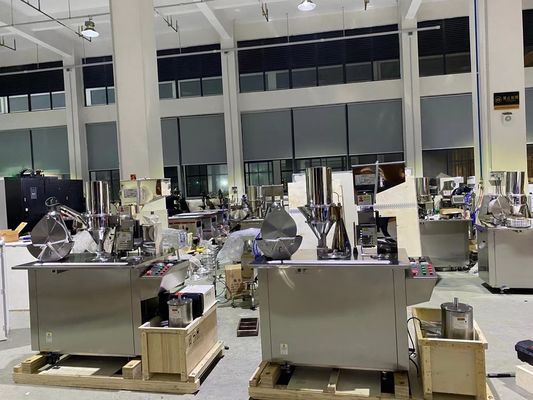 TIANHE Granül/Toz Yarı Otomatik Kapsül Dolum Makinesi CGN-208 28000 ADET Tedarikçi