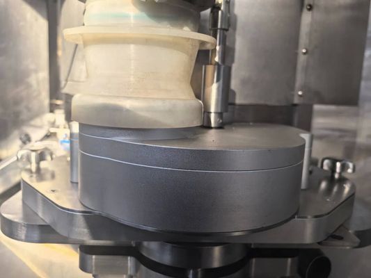 Farmasötik endüstrisi için 100kN basınç ve 192000 PCS/H kapasiteli 32 istasyonlu yüksek hızlı rotary tablet basıncı Tedarikçi