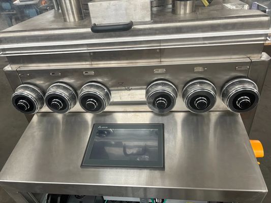 355200 PCS/H Kapasitesi, 20kN Ön Basınç ve Farmasötik Üretim için 37 İstasyonlu Yüksek Hızlı Döner Tablet Pressi Tedarikçi